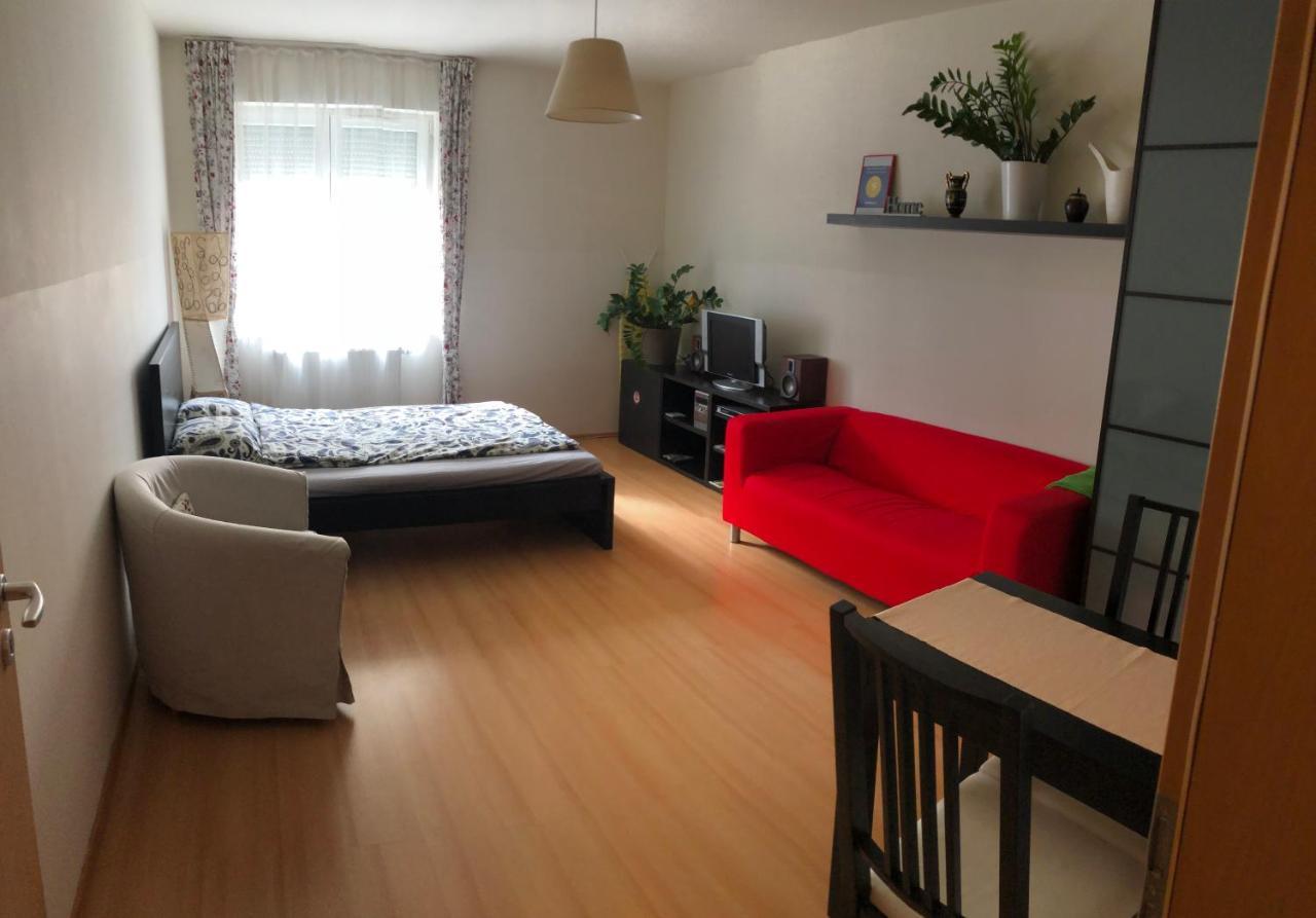 Cozy Apartment In District 8 Budapesta Exterior foto